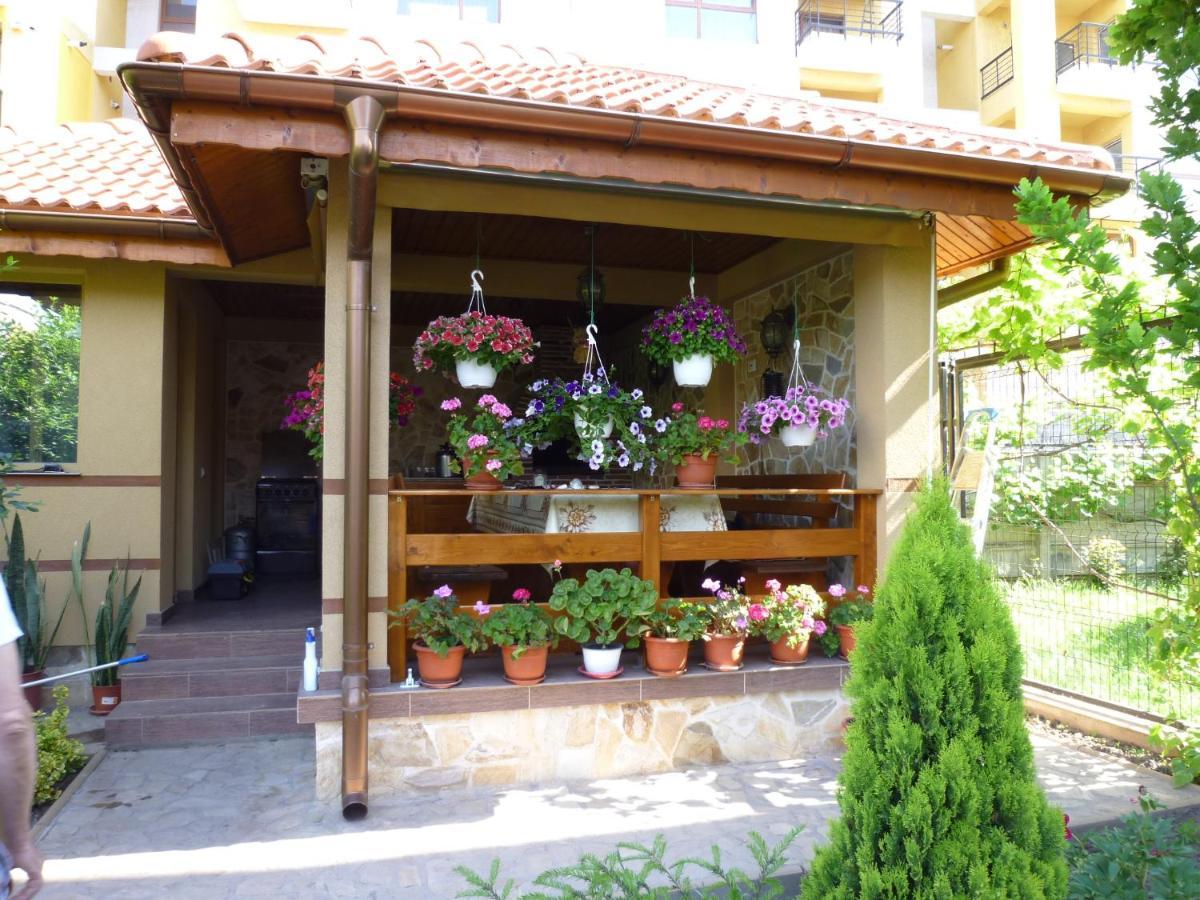 Casa Edwin Bed & Breakfast Constanta Exterior photo