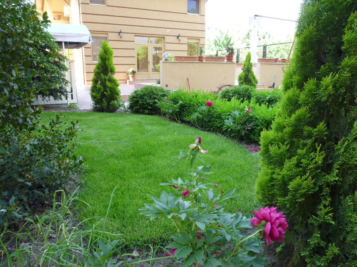 Casa Edwin Bed & Breakfast Constanta Exterior photo